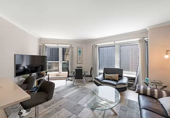 3rd image of 150 W 56th St #2812A