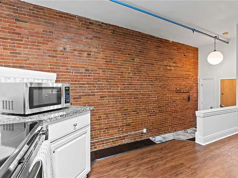 700 Broadway Blvd #508 — Photo 10