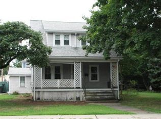 72 Oak St, Uxbridge, MA 01569