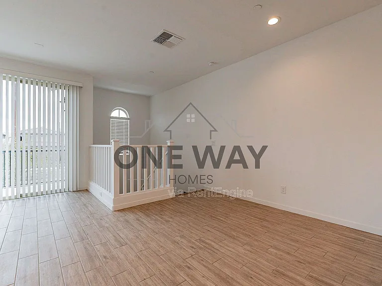 4643 S Element — Photo 25