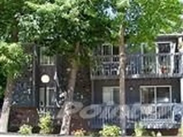 6231 Hidden Creek Dr, Lorain, OH 44053