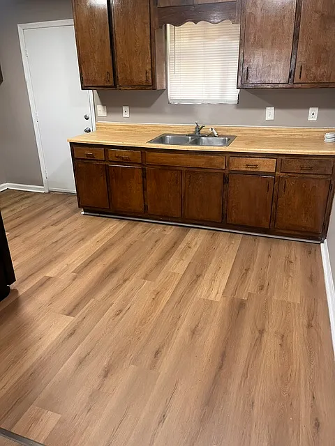 2 bed, 900 sqft, $1,350 — Photo 4