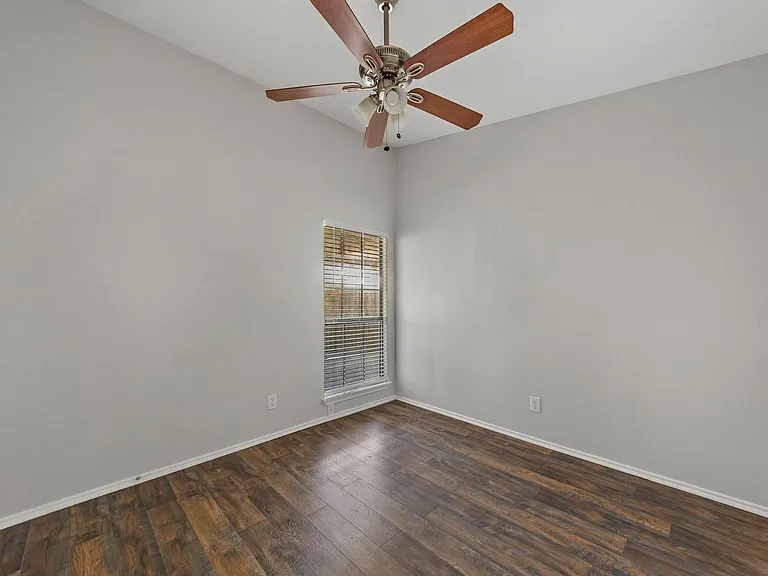 4716 Rose Of Sharon Ln — Photo 20