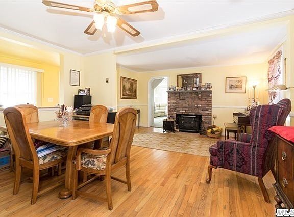 4th image of 56 Kellogg St