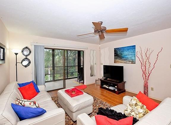 4th image of 128 Pinebrook Dr