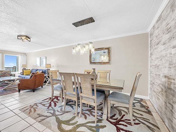 5th image of 676 Santa Rosa Blvd Unit 5F