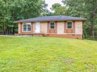8399 Attleboro Dr, Jonesboro, GA 30238