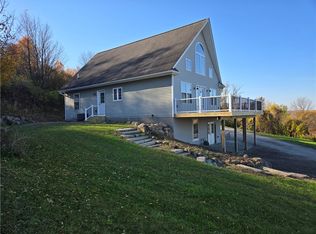 4031 Abbey Rd, Bloomfield, NY 14469