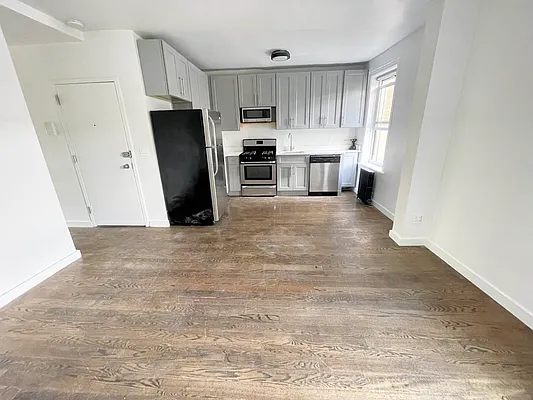 Rented by REAL New York | media 7