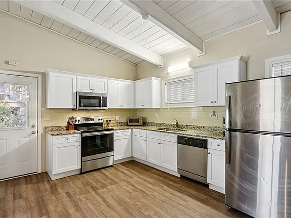 5th image of 1291 Richard Rd