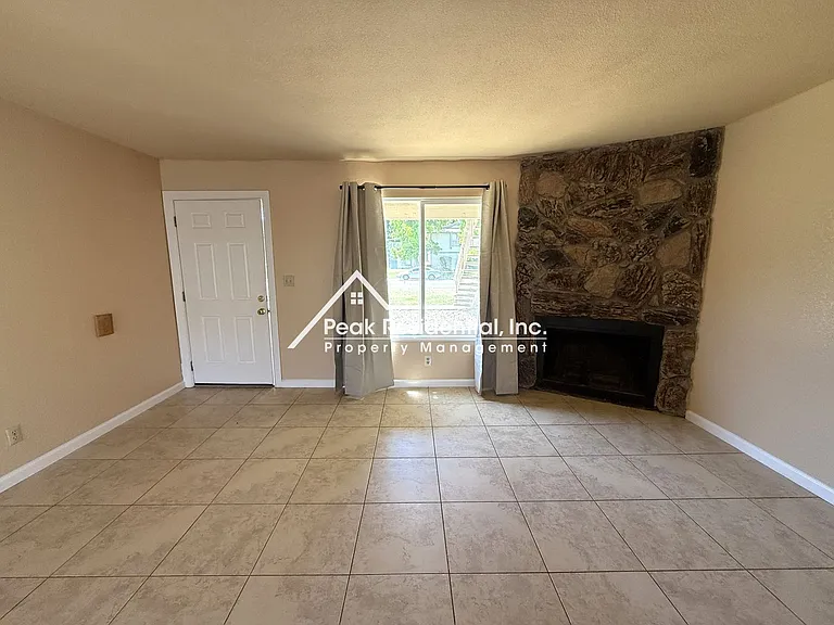 8907 Rancho Grande Ct — Photo 3