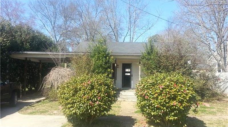 1st image of 1720 25th St E