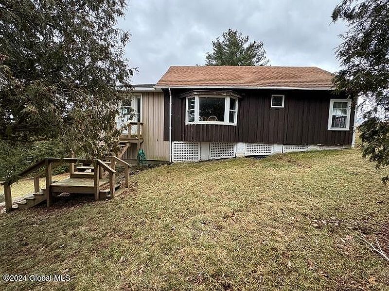 4th image of 29 Old Port Way