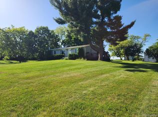 6799 Armstrong Rd, Imlay City, MI 48444