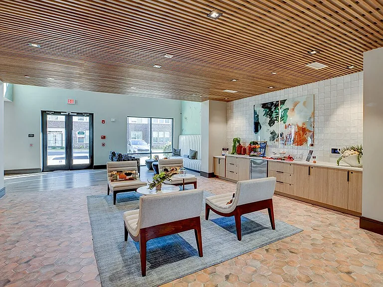Verge Apartments — Photo 28