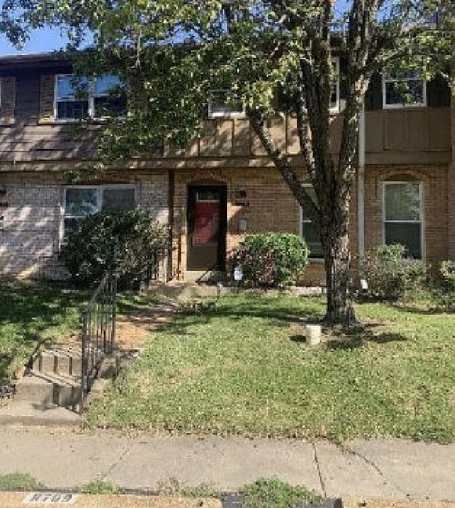 2nd image of 8709 Santa Bella Dr