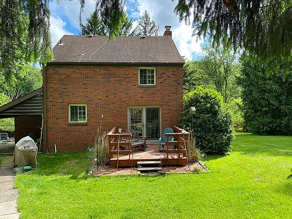 3rd image of 13929 Lincoln Way