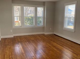 206 Federal Ave #1, Quincy, MA 02169
