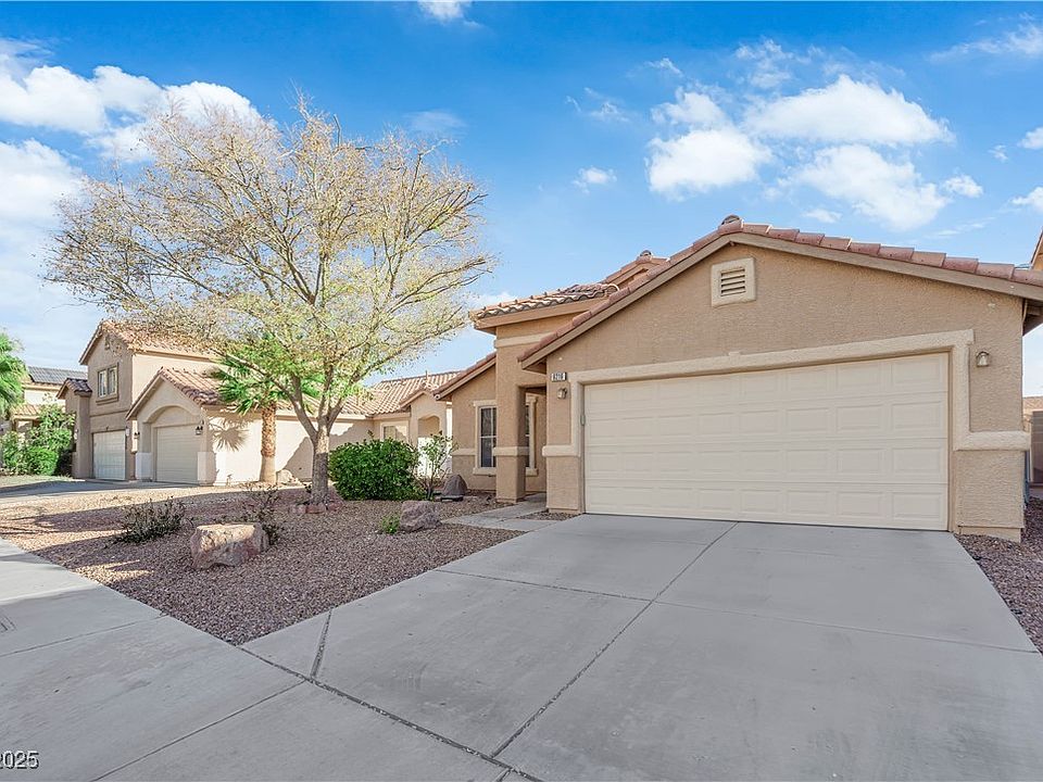 1st image of 6216 Autumn Creek Dr