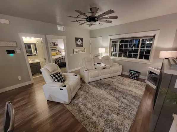 1645 Island View Dr, Billings, MT 59101