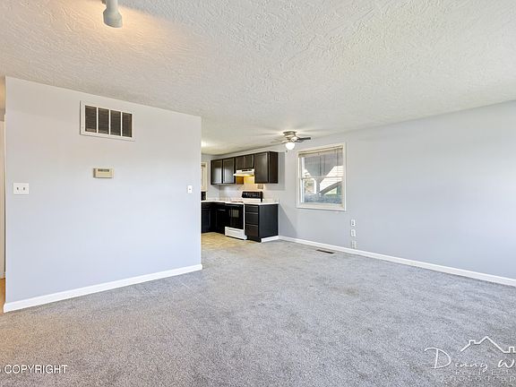 5th image of 6004 Miley Dr