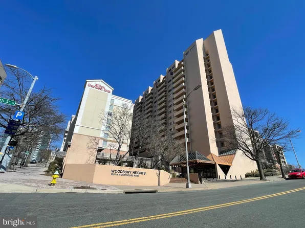 1301 N Courthouse Rd APT 1006, Arlington, VA 22201