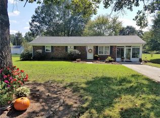 194 Brightwood Rd, Eden, NC 27288