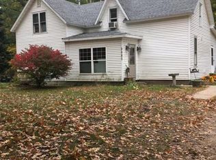 9985 Harrison Ave, Farwell, MI 48622