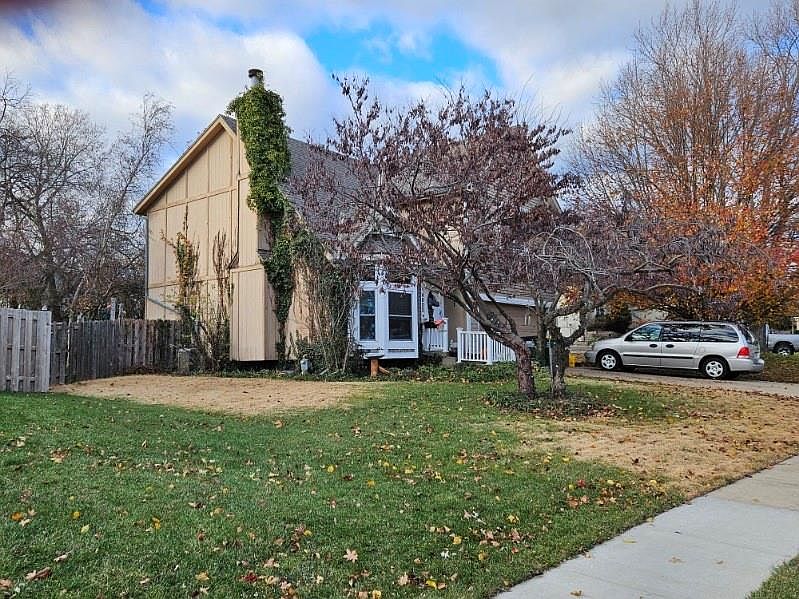 2nd image of 14902 Goodman St
