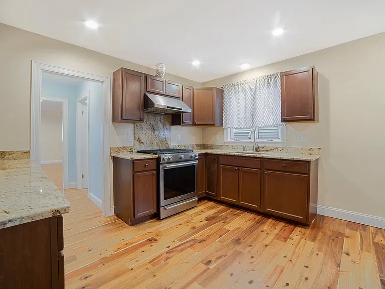 75 Appleton St #1 — Photo 2