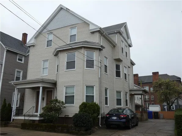 73 Coyle Ave, Pawtucket, RI 02860