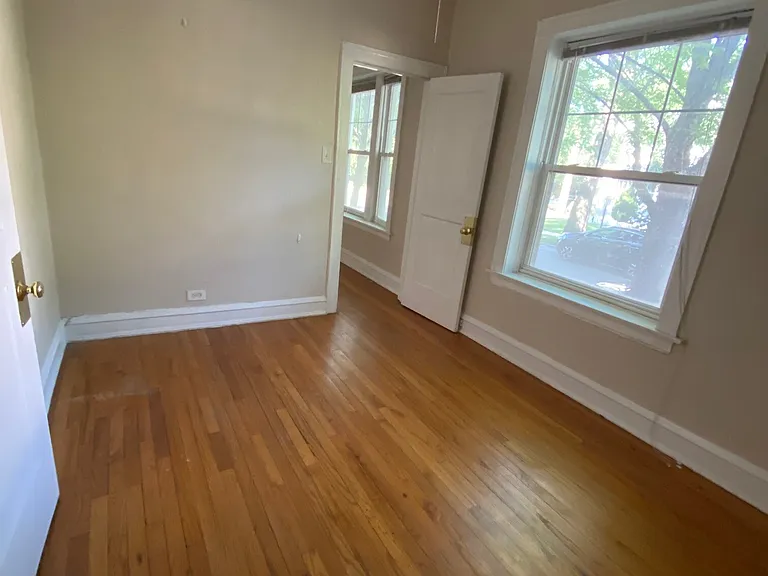 800 Seward St #2 — Photo 14