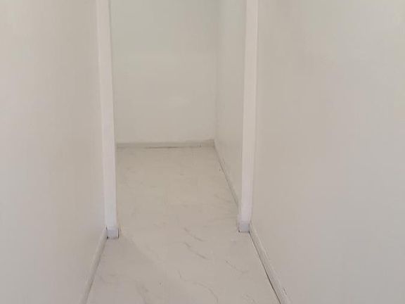 walk way 2nd floor