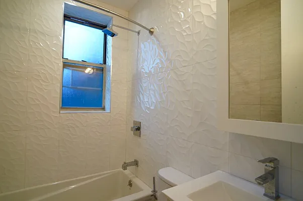 Rented by Bohemia Realty Group | media 26