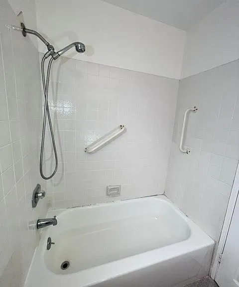 765 Macarthur Blvd #E — Photo 11