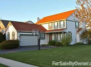 507 Windett Ln, Geneva, IL 60134