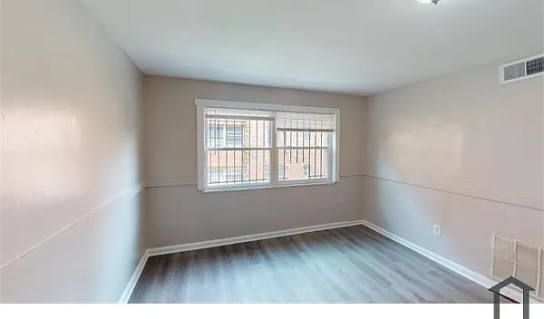 2 bed, $1,700 — Photo 4