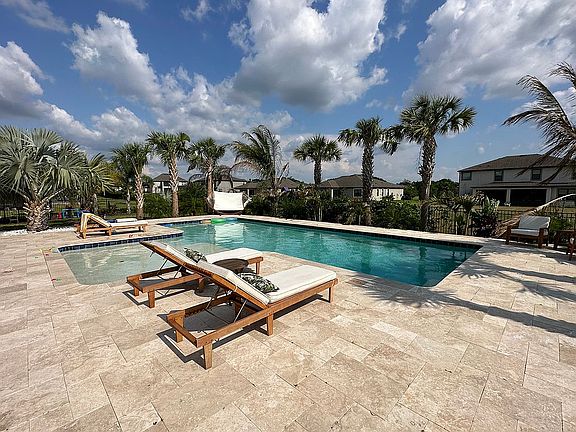 5th image of 9803 Pompeii Ct