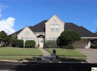 106 Summit Vw, Victoria, TX 77904