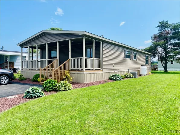 5600-110 Shute Rd, La Fayette, NY 13084