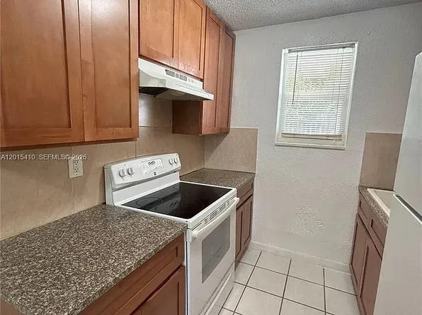 5814 NE 4th Ct APT 3, Miami, FL 33137