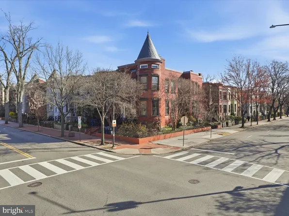 258 8th St SE, Washington, DC 20003