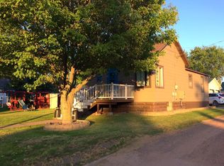 512 8th St E, Ashland, WI 54806