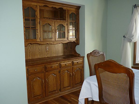 Custom builtin china cabinet