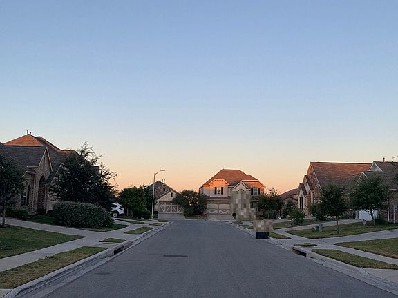 4th image of 144 Shirley Dr