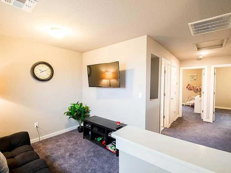 13713 Olney Ave — Photo 7