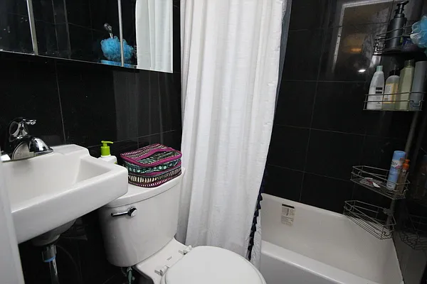 Rented by Compass | media 4
