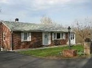 1029 Old Forge Rd, Lewisberry, PA 17339