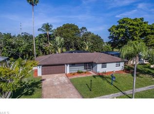 6869 Carmelle Dr, Fort Myers, FL 33919