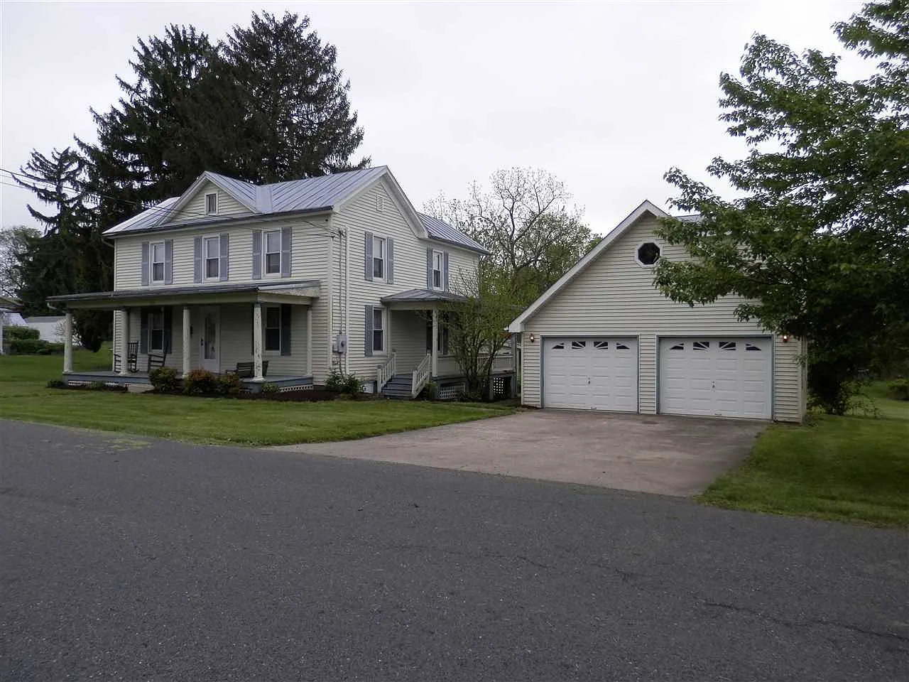 107 N Summit Ave photo 1